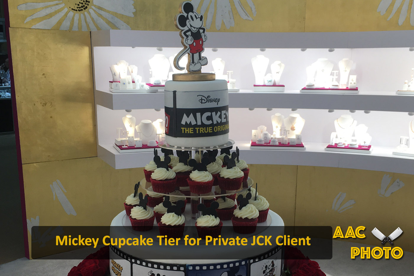 Mickey Cupcakes